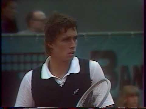 Ivan Lendl vs José Luis Clerc 1/2 Roland Garros 1981 premier set