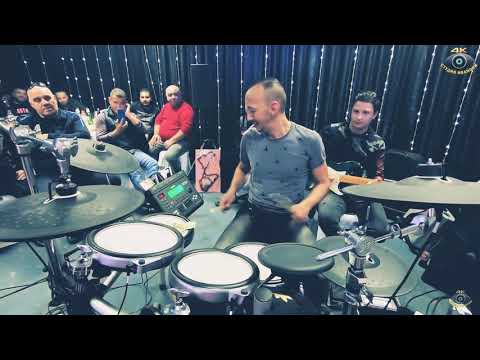 Alioshata i Ceko drums show 2020
