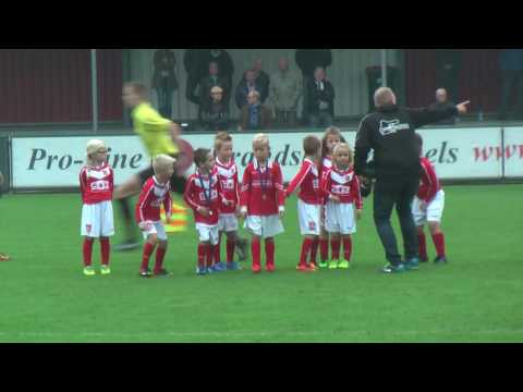 Huldiging MP2 en MP4 Harkemase Boys 15-10-2016