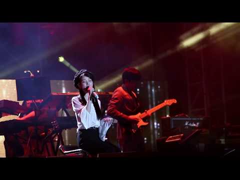 180519 아이유(IU) 잠 못 드는 밤 비는 내리고(Sleepless Rainy Night) 직캠_홀가분 페스티벌