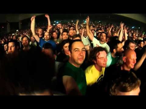 Last ever Carter USM at Brixton Academy , Intro and surfin USM from within the mosh pit