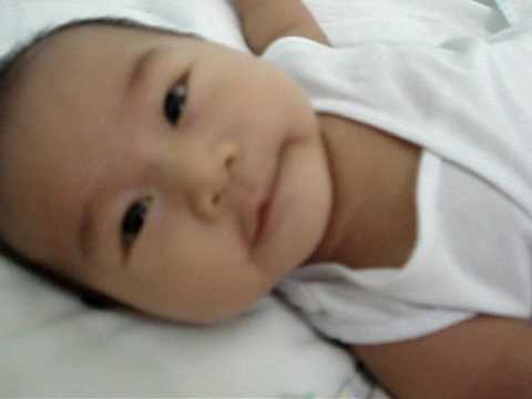 THE YOUNGEST FAN OF WOWOWEE!!! my 2 months old baby