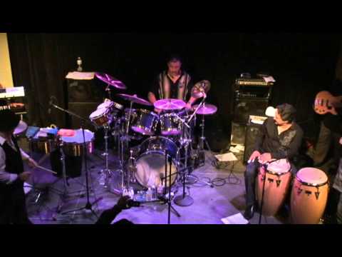 ARNOLD SANCHEZ  DRUM SOLO