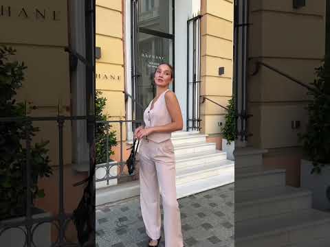 Женский летний брючный костюм с брюками палаццо и жилетом: жилет + брюки - фото 1 - id-p2288341279
