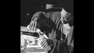 $ha Hef - Kitchen Table