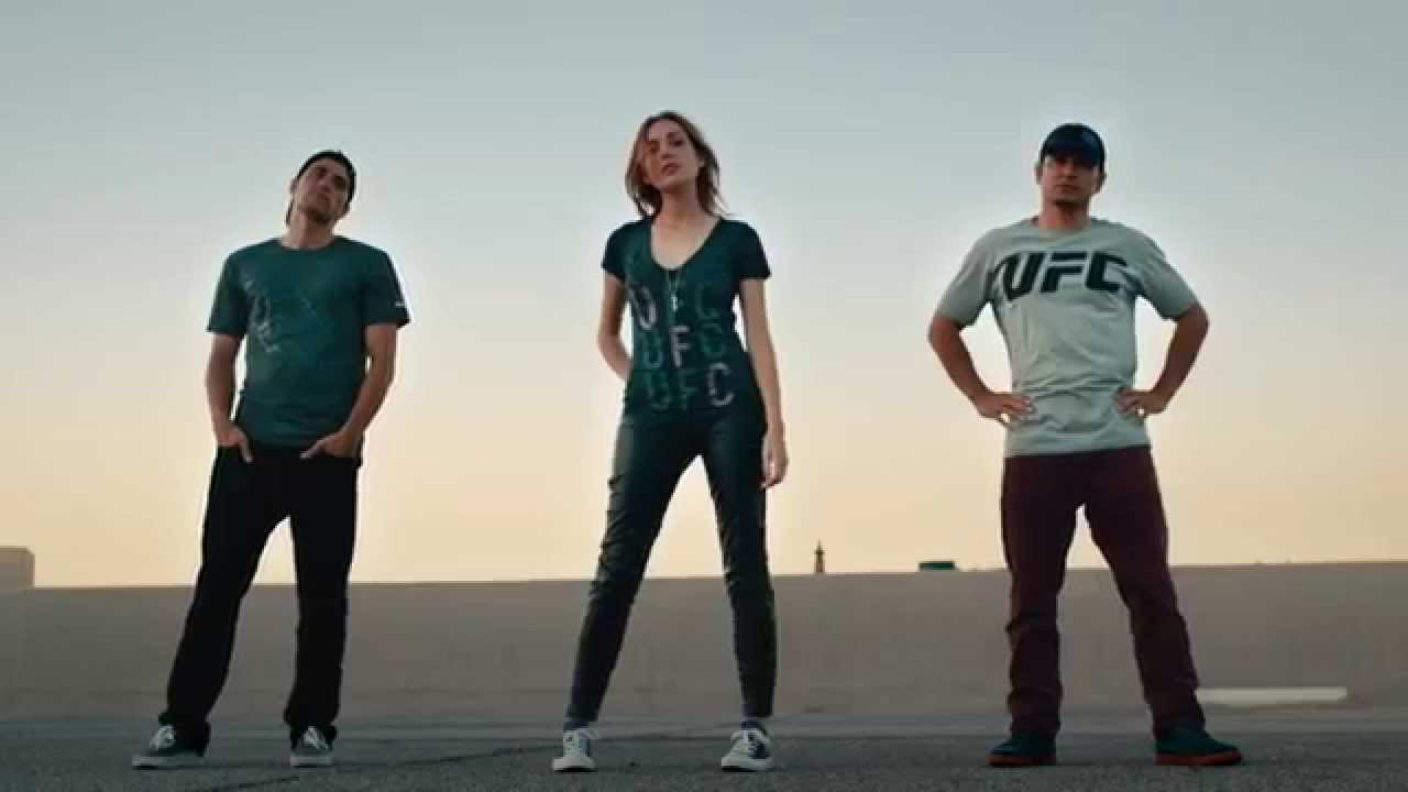 Реклама на UFC Fight Kit без нито един боец - искате ли такъв екип?