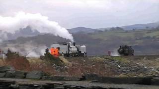 preview picture of video 'welsh highland railway links up with ffestiniog railway'