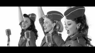 Don&#39;t Sit Under The Apple Tree - The Andrew Sisters (Cover By The Spinettes)