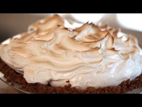 Beth's Easy S'more Pie Recipe | ENTERTAINING WITH BETH