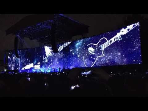 Shine On You Crazy Diamond (Parts I-V) a) (Live in Mexico) [Pink Floyd cover] - Roger Waters