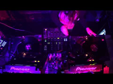 15 Minutes DJ Competition - Megabeast - Cable Nightclub