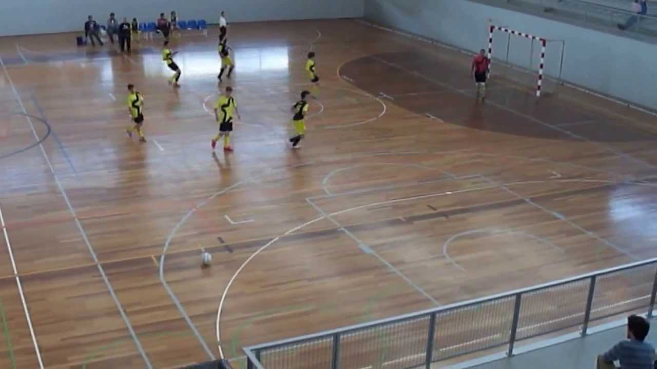 União Custóias 3-3 Alfa A.C. - Juvenis - 1-1 - Fabinho (70) - 28-04-2013