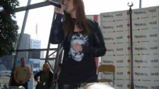 Janet Leon Breakaway