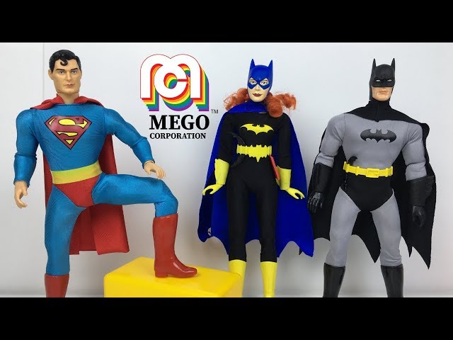 Vídeo relacionado con DC Comics Batman BATMOVIL Y Figura Batman 10 CM + 3 Figuras DE Papel Villanos - Superheroes Juguetes - 6067473 - Juguetes Niños 4 Años +