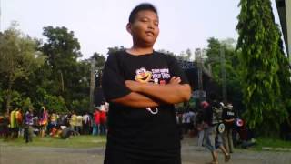 Download lagu Resha StrOmp   Sahabat lirik mp3