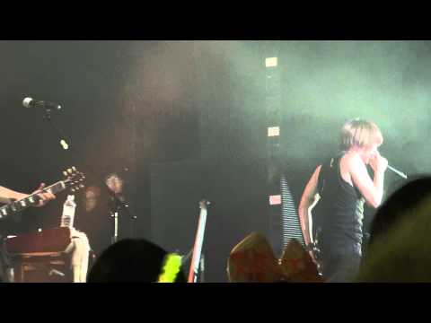 2010 11 27 FTIsland Beautiful Journey Concert -  Primadonna