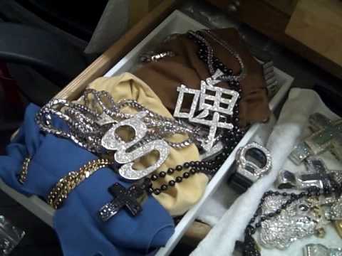 PART 2: You wanna floss jewels like Ben Baller? cmon Ziamond Empire, not with Fake Jewels son!