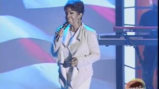 Gladys Knight &amp; BeBe Winans &quot;Lift Every Voice &amp; Sing&quot; (2012)