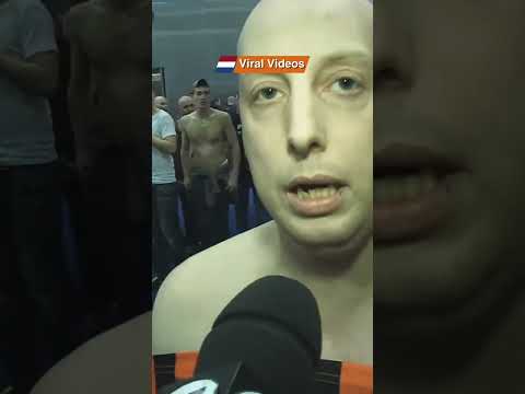 Voor de rest HELEMAAL NIKS! Als iemand je vraagt of je een social leven hebt buiten je werk.