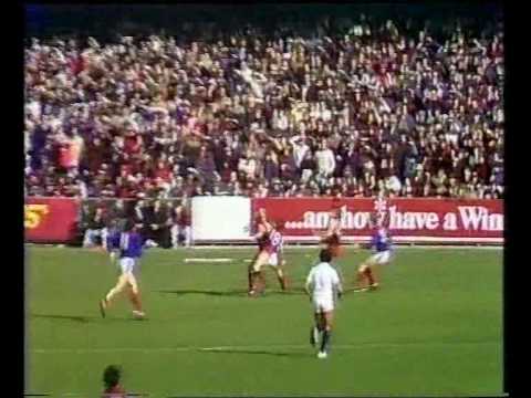 VFL R9 1982 - Essendon v Melbourne
