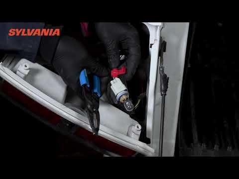 How to Connect the Rear Camera to the Reverse Light for Automatic Display of Camera in Reverse