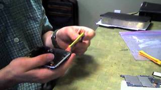 How to take apart or disassemble an Iphone 3gs