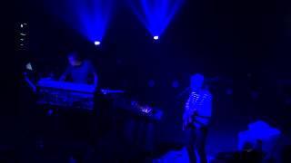 Underworld live @ Casino de Paris 2015 - Tongue