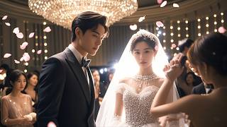 💥Él la abandona por su primer amor. Al verla con otro hombre,¡celos y arrepentimiento lo destruyen!