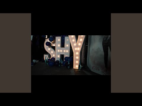 I'm surving (feat. Tee Luvv)