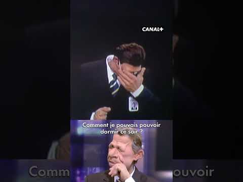 Une usine qui ferme en France et c’est Sylvestre qui est heureux… #Humour #LesGuignols #Shorts