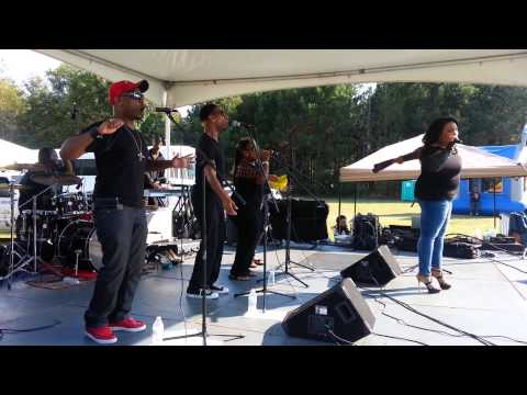 Tasha Page Lockhart & The Family BGV Praise Break