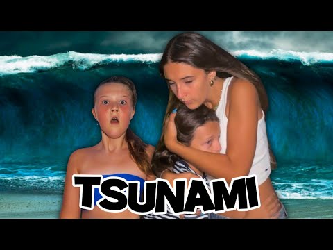 The TSUNAMI HIT OUR VILLAGE and EVERYTHING HAPPENED 😭