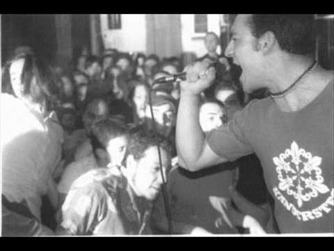 Sottopressione - Distruggersi Per Poi Risorgere