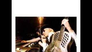 Johnny Winter playing blue mood