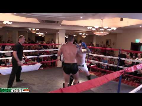 Jay Redmond vs Grant Irvin - Nak Muay 1