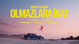 Musik-Video-Miniaturansicht zu olmazlara inat Songtext von Berkay Altunyay