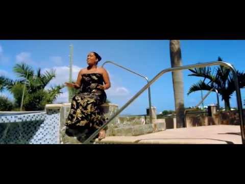 Elva Escobar - No Stress (Official Music Video)
