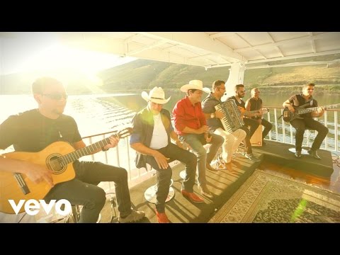 Trio Parada Dura - Bobeou... A Gente Pimba