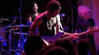 Mothers Finest best Solos (Guitar, Bass and Drums)