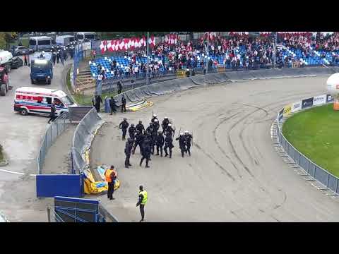 Stal Rzeszow-Resovia próba starcia przed meczem,zadyma na Derbach Rzeszowa 1.10.22