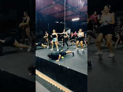 Zumbaconsanthy clase los viernes de 8:15 pm en Yopal casanare Colombia