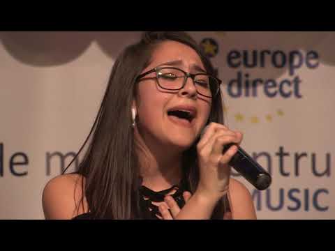 Lorenti Raluca Antonia, 16 ani, Comanesti- PARAMORE DECODE