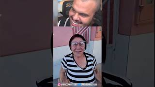 fingindo conhecer pessoas na rua