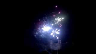 preview picture of video 'feu d'artifice 14 juillet 2014 Pouancé (49)'