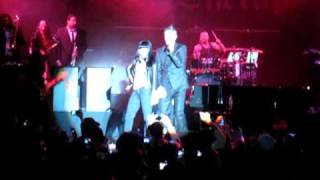 Robin Thicke Nicki Minaj Shakin It 4 Daddy (Nokia Theatre)