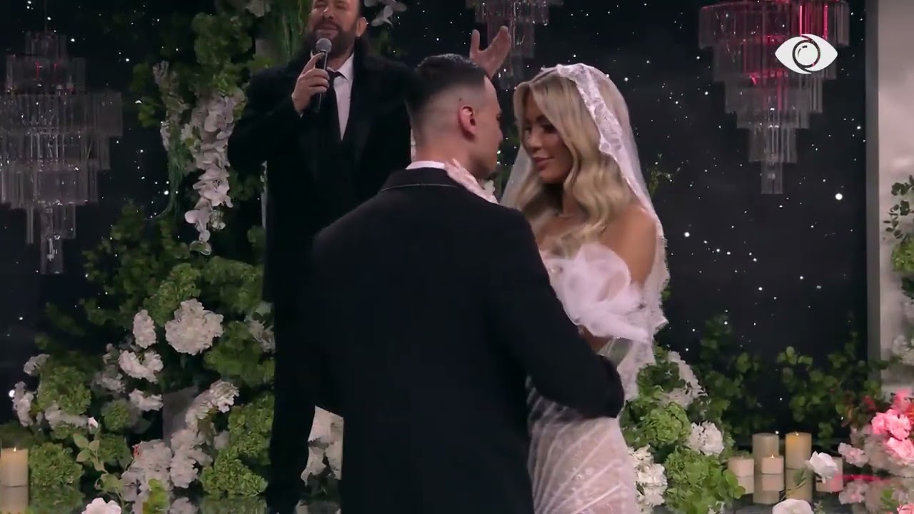 Momente romantike, Brikena dhe Mateo shkëmbejnë puthje