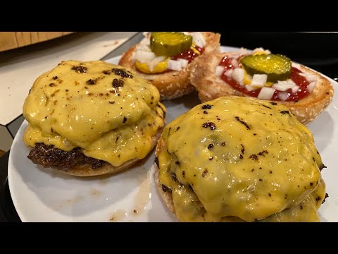 FAST FOOD STYLE SMASH BURGERS!!!!