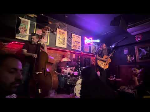 Chris Corcoran Trio - Glide On (Bill Jennings)