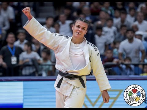 Elisavet Teltsidou | Forthright