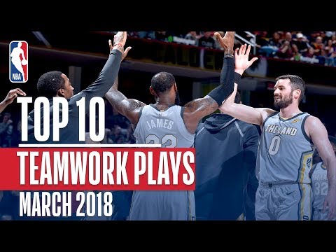 Top 10 Teamwork Plays of March 2018!
